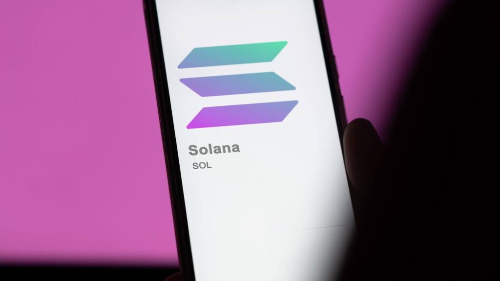 Solana Price Spikes 8% as Market Eyes Altcoin Rally—What’s Behind the Move?